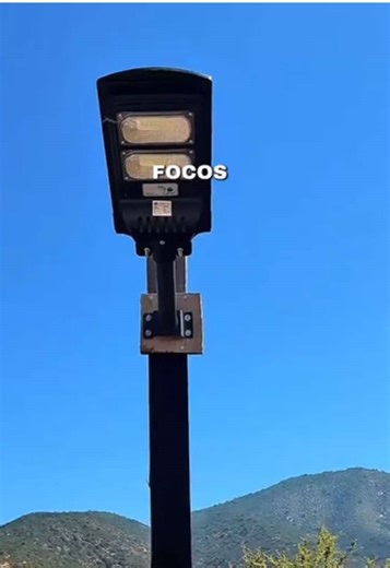 Cámaras y focos solares para seguridad sin electricidad