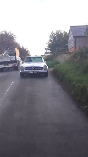 The ICONIC Mercedes 250SL Pagoda | Number 27