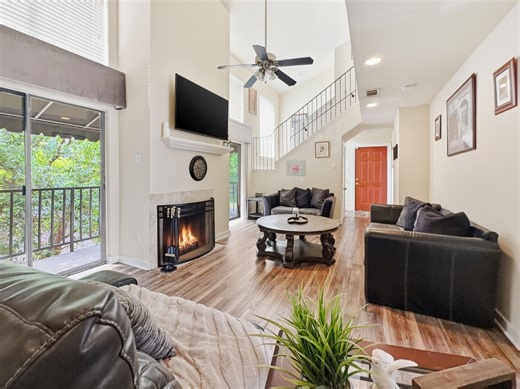 4402 Holland Ave #202, Dallas, TX 75219 - MLS 21238690 - Coldwell Banker