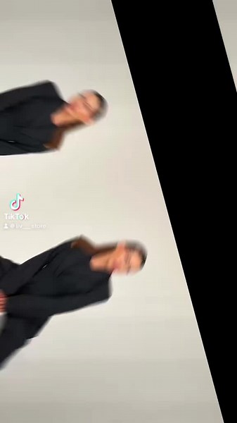 #style #fashion #perfectoutfit #quality #inspiration #minimalist #design #limitált #premium #beautiful #brand #classy #black#blackoutfit#work#elegant#autumnoutfits #highheels#leggings#suit#womenpower #blazerstyle #hungarian #newcollection