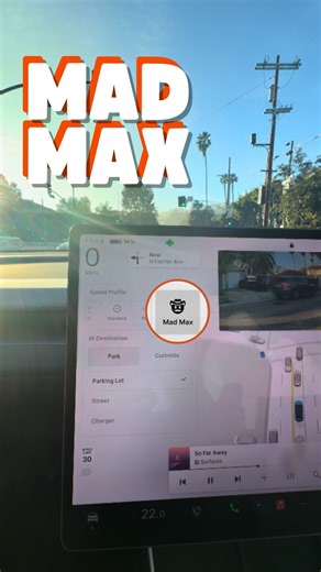 LoKan Sardari | Apple • Sport • Travel on Instagram: "Comment fonctionne le mode "Mad Max" des Tesla aux USA ? On attend toujours la conduite autonome en Europe, alors qu'aux Etats Unis, on peut utiliser un mode "Mad Max" qui ne respecte pas les limitations de vitesse. Il est disponible à côté des 4 autres modes de conduite : paresseux, chill, normal et pressé. Vous en pensez quoi ? C'est un super concept où ça devrait être interdit ? #Tesla #MadMax #FSD #Autopilot"