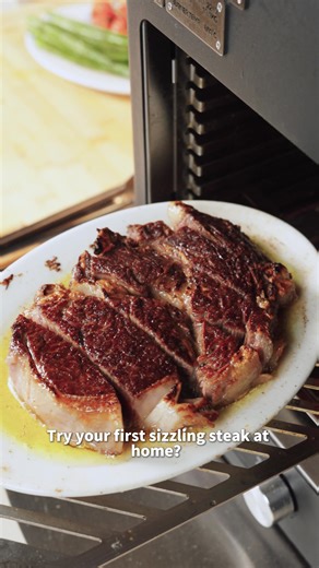 Unlock the secret to The Hot Plate Steak #kompac #kompacgrill #steak #grill #primesteak #bbq #grilltime #grillmaster