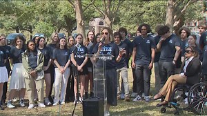 Distracted driving victims, AAA Texas advocate for hands-free cellphone bill