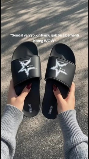 Sendal Pria yang Bikin Kamu Terpesona