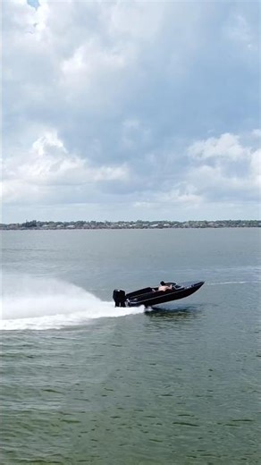 Race Boat! #boat #fast #speed