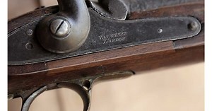 Look at This Historic Enfield Rifle from the Civil War