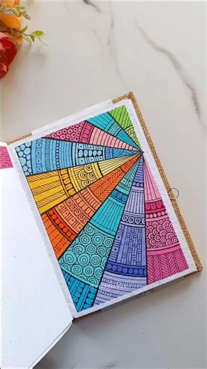 RAINBOW DOODLE ART | Satisfying Zentangle Pattern Fill! #shorts