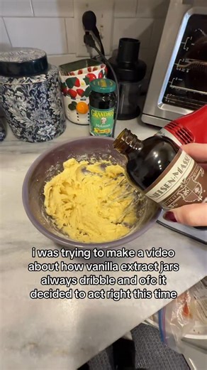 Kylie Perrotti on Instagram: "smh #vanillaextract #baking #cakes"