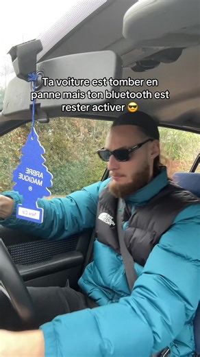 Heureusement qu’il y avait le Bluetooth 😭 #moteur #auto #voiture #fy