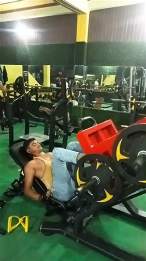 2 best exercises for leg day #gym #viral #exercise