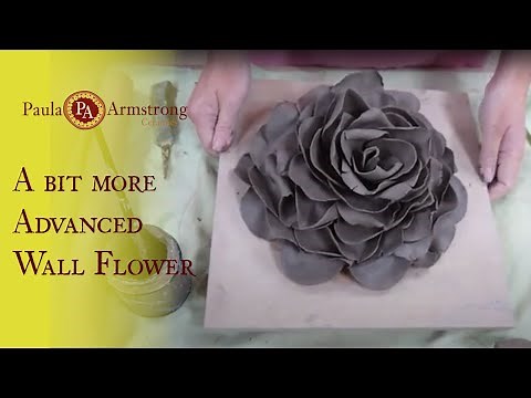 How to make a gorgeous wall flower decoration