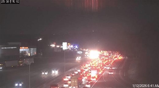Interstate 85 South/40 West crash delays traffic near Guilford-Alamance County line