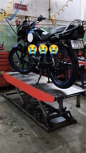 Splendor crash service #trending #youtubeshorts #bike #series #bike #rider #shorts