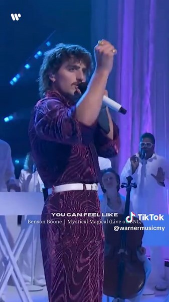 Benson Boone's Magical SNL Debut Performance