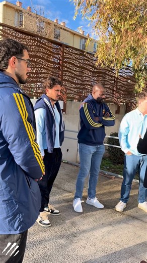 🏉 Quand le rugby inspire les collégiens ! ✨ 👫 Ce jeudi 29 janvier, les élèves de 6ᵉ du collège Albert Camus à Perpignan ont vécu une matinée exceptionnelle en rencontrant plusieurs joueurs professionnels de l’ Usap Officiel et leur entraîneur, dans le cadre d’une mission d’intérêt général (MIG) portée par le Département des Pyrénées-Orientales. Aux côtés des jeunes : 🔹 Mahamadou Diaby 🔹 Job Poulet 🔹 Victor Montgaillard 🔹 Gela Aprasidze 👥 et Mathieu Cidre, entraîneur des avants. Étaient ég