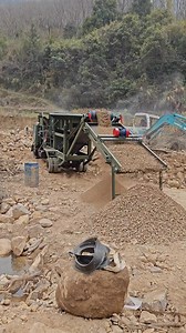 138K views · 1.2K reactions | Small mobile crusher production site, the crushing effect is excellent #crusher #conecrusher #mining #making #mobilecrusher #jawcrusher #hammercrusher #rollercrusher #rockcrusher #quarry #vibratingsreen #sandmaking #ballmill | Xingaonai Group | Facebook