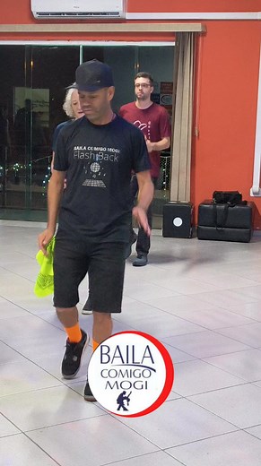 Aula de flash back Terças 20h Prof Duda Oliveira | Bailaa Comigo Mogi