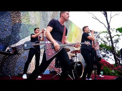 Rock Balalaika & Accordion - We Will Rock You