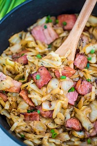 Easy Bacon Fried Cabbage