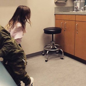 41K views · 1.9K reactions | Doctors office dancing to #ihopeyourehappy @blueoctoberband | Blue October | Facebook