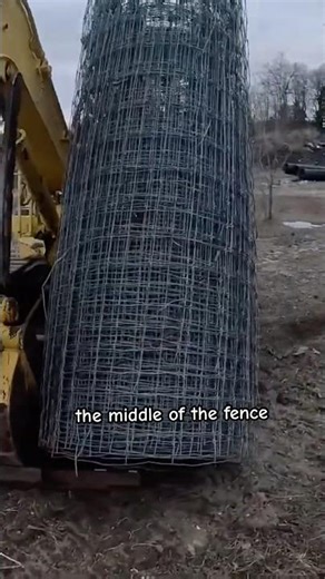 How do you unwind your fence #shorts #excavator #fencing