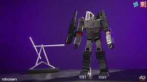 NO animation tricks here, just the World's First Auto-Coverting #Decepticon - #Robosen Flagship #Megatron. 🚨 👉 The #Transformers 40th Anniversary Edition is available at https://bit.ly/FlagshipMegatron. Don't miss the chance to get $300 OFF NOW❗️ #NotStopMotion #Transformers40 #TransformersOne | Robosen_Official