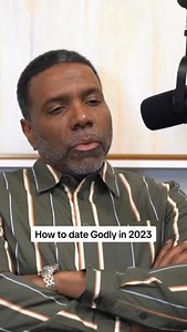 Godly Dating in 2025: Build Friendship Before Romance | Creflo Dollar Listen, don’t rush into the romance. In 2025, with all the pressure to “fall in love” overnight, I’m here to tell you—real love doesn’t start with chemistry, it starts with friendship. You’ve got to become lovable before you can talk about being in love. Take time to build trust, to grow spiritually, and to connect on a deeper level. When you focus on genuine friendship first, intimacy will blossom the way God intended. Let’s 