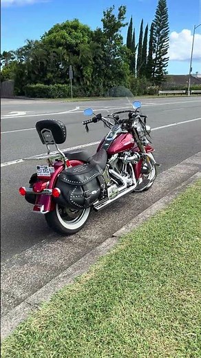 04 Heritage Softail Twin cam 88 Vance and Hines Big Shots with baffle removed