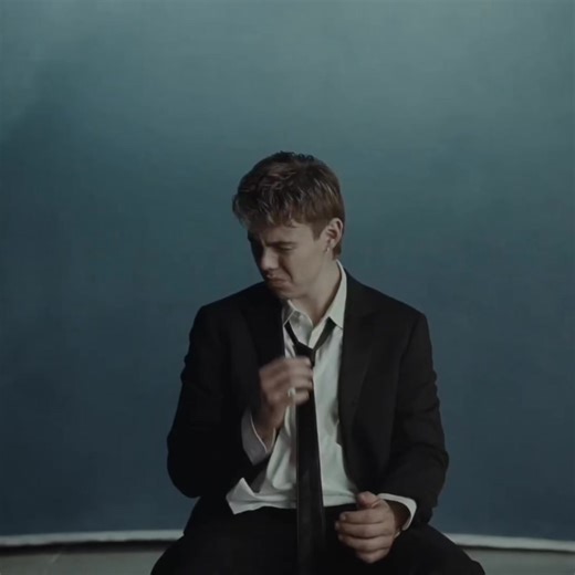 17K views · 491 reactions | The Kid LAROI-A COLD PLAY | Lyriz | Facebook