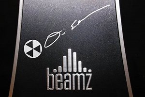 MEGADETH Bassist Talks About His Limited-Edition BEAMZ Player Product (Video)