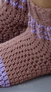 5.8K views · 83 reactions | Cei mai simpli șosete croșetate - tutorial pentru începători! | Miarti - Crosetat si Tricotat | Facebook