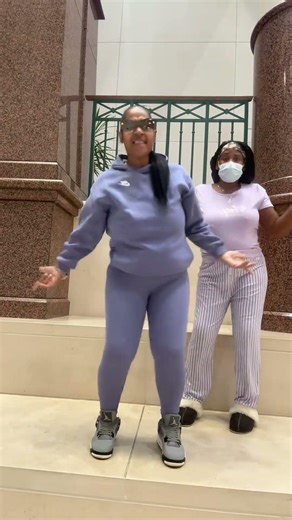 My mom won hands down 🥰🫶🏾 #motheranddaughter #fyp