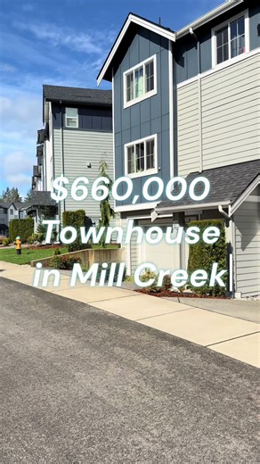 Welcome to The Ponds! This 2-bed, 2.5-bath home is giving ALL the modern vibes. My favorite part? That private deck with the sweeping water view—it’s the ultimate spot for morning coffee. ☕️ ✔️ Chef’s kitchen with a massive quartz island ✔️ Dual primary suites (both bedrooms have their own full baths! 🚿) ✔️ AC for those summer days ✔️ Oversized 2-car garage with tons of storage Located minutes from Mill Creek Town Center and nature trails. Who wants to move in? #BothellRealEstate #ThePonds #Hom