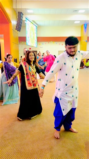 4.9K views · 20 reactions | Dress code for tonight’s 퐆퐚퐫퐛퐚 퐢퐬 퐌퐮퐥퐭퐢퐜퐨퐥퐨퐫 | The Hindu Society of North Carolina | Facebook