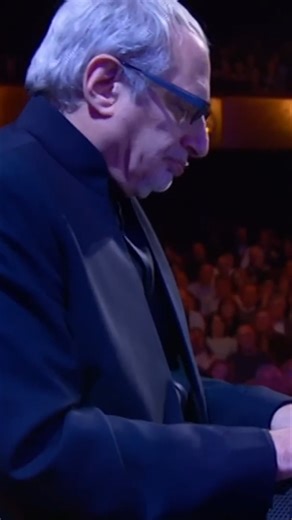 In this performance, The Dukes of September Rhythm Revue—Donald Fagen of Steely Dan, Michael McDonald of the Doobie Brothers, and Boz Scaggs—deliver a spirited take on Steely Dan’s classic “Pretzel Logic.” Originally released in 1974 as the title track of Steely Dan’s third studio album, the song showcases Fagen’s wry lyrics and a bluesy groove that became a hallmark of the band’s sound. With the Dukes, the tune takes on new life, blending the trio’s unmistakable voices and supported by a tight 