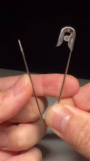 Roman Ci | 💡⚡ How to Fix a Burnt-Out LED Bulb! Got a lamp that doesn’t turn on anymore? 🔦 With this simple method, I’ll show you how to find the burnt... | Instagram