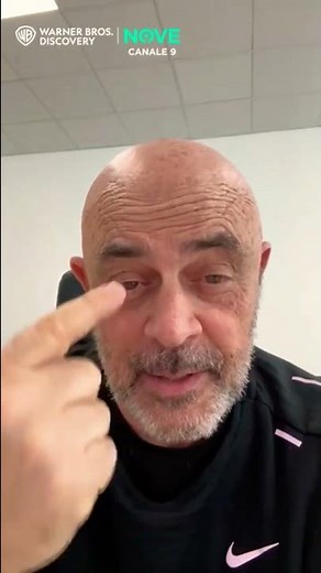 Fratelli! Maurizio Crozza torna con una nuova puntata live venerdì 9 dicembre 😎