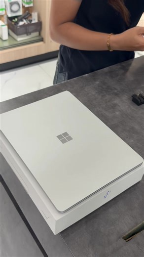 Surface Laptop, Copilot PC 13-inch $899 - Snapdragon® X Plus (8 Core) Processor - NPU: Qualcomm® Hexagon™ with 45 TOPS - RAM : LPDDR5x 16GB | 256GB - 13-inch PixelSense Flow™ Display FHD - Touch : 10-point multi-touch - Graphics : Qualcomm® Adreno™ GPU - Battery : Up to 22 hours - Weight : 1.22 kg | Color : Platinum - Color : Platinum | Wi-Fi 7 Bluetooth 5.4 - OS : Windows 11 License - Code: L002LP13-A1 ------------------------ Free : BackPack, Mouse, Pad | Chantra Store