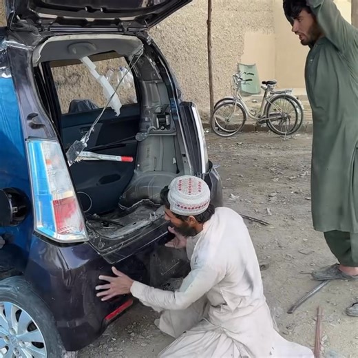 Inside Secret World Of Scrapped Car | Mechanical Hands