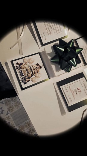 Dzień dobry Kochani ♥️ Dziś exploding box - ślubny , który jest wyjątkowym prezentem a przy okazji pamiątką na długie lata 😍 Miłego dzionka dla was ♥️ #explodingbox #ślub #prezent | Strefodzielnia