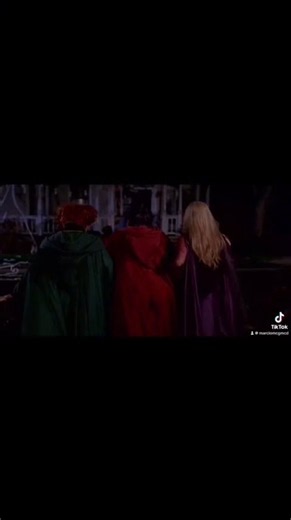 I love this part!!! 🤭🧙🏼‍♀️🧹👻🎃