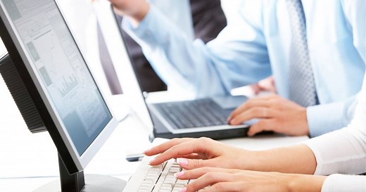 Governo acelera carreiras da função pública já em 2025