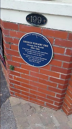 George Formby's House 2025 #george #georgeformby #beryldene #entertainer #blueplaque #house #ukedad