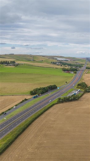 “Welcome to Scotland” The border crossing point on the A1 road on the east coast 🏴󠁧󠁢󠁳󠁣󠁴󠁿🏴󠁧󠁢󠁥󠁮󠁧󠁿 #scottishborders #northumberland #scotland #england | Scotdrone