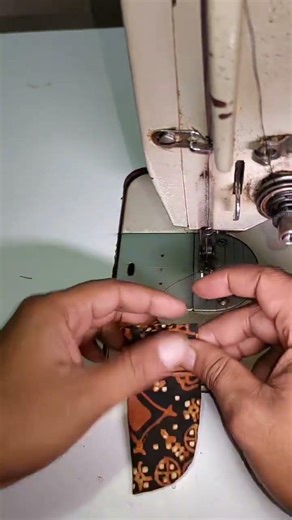 sewing tips for making lining and attaching zippers #sewing #sewinghacks #sewingtips