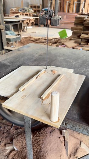 #diy Smart way to saw wood! | Audrey Allie