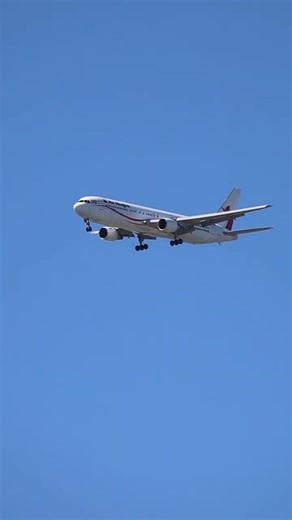 ANG3 Port Moresby to Brisbane -34yr old 767 #Chloe