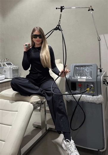 Tenemos la mejor tecnología para Depilación Láser y lo sabemos 🔥🔥🔥 @Candela Medical ✨Agenda tu cita ✨ 📲04124825566 📍Lechería C.C. Atlantico , planta baja , local Pb-05 📲0412-0792892 📍| Sambil Caracas Nivel autopista, centro de la belleza