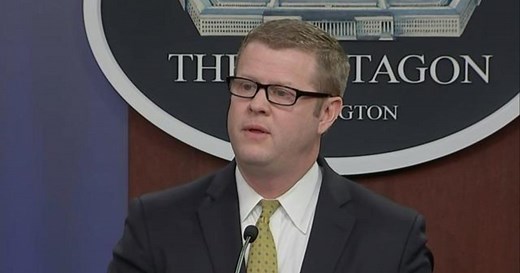 Army secretary: "Leadership failures" found in Fort Hood investigation