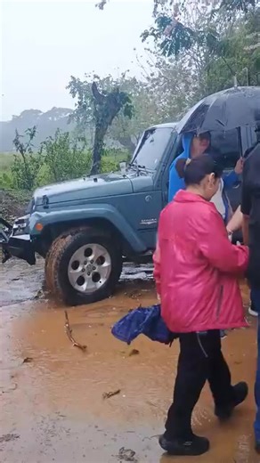 🙏🏻Dan último adiós la joven Valeria Alvarado Borjas🙏🏻 Paz a su alma y resignación cristiana a sus familiares | Progreso Tv
